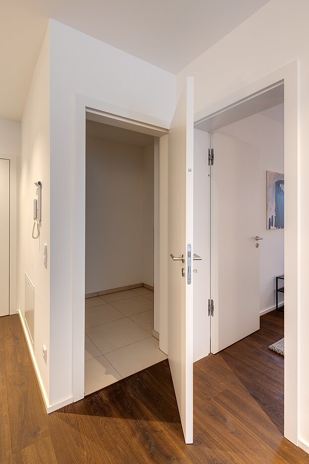 Terrassenwohnung with 2 room | München-Harlaching | 70372 | Großer Abstellraum