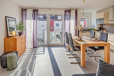 Giesing: Beautifully designed, bright 2.5-room apartment - available