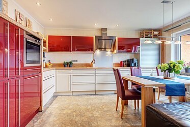 Karlsfeld – Charming 3-room attic apartment in central location