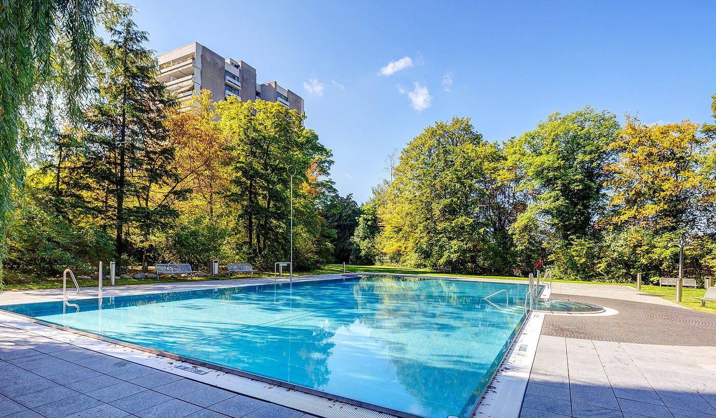 Apartment with 1 room | München-Solln | 700901 | ...Schwimmbad