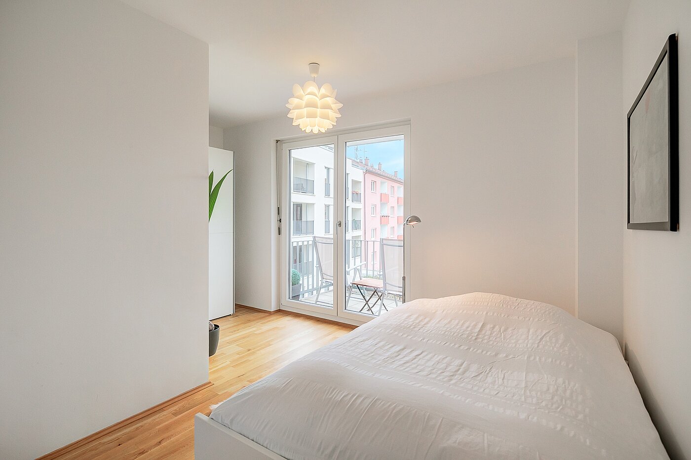 Apartment with 3 room | München-Moosach | 70164 | Eckschlafzimmer...