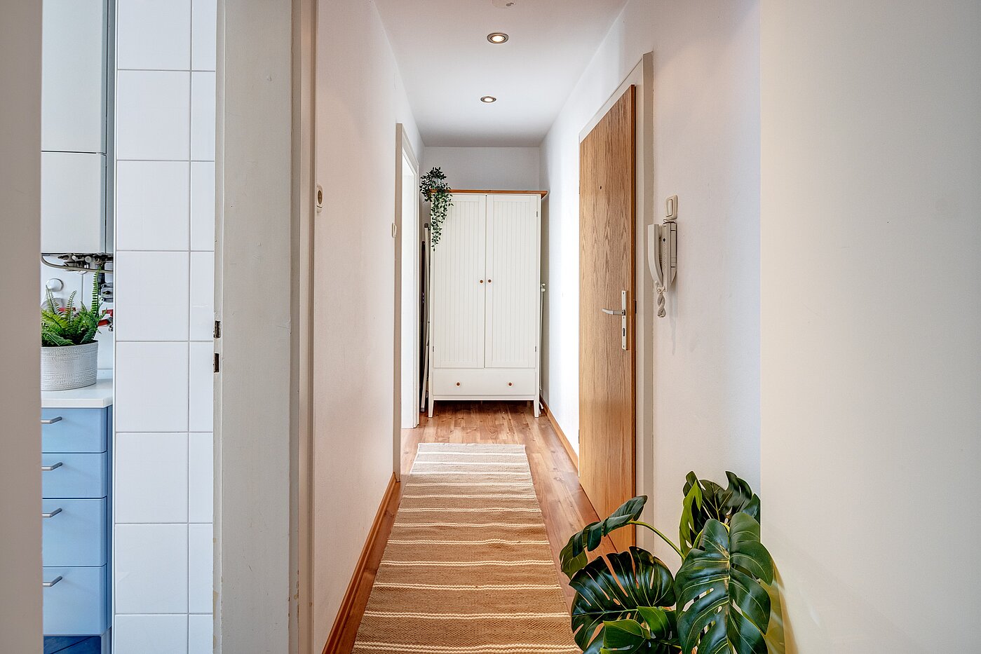 Apartment with 1 room | München-Sendling | 2201ML3 | Flur Richtung Küche...