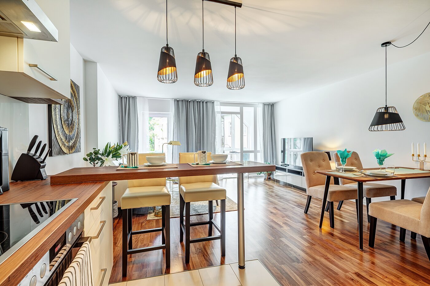 Apartment with 2 room | München-Schwabing | 70434 | ...und Frühstückstheke...