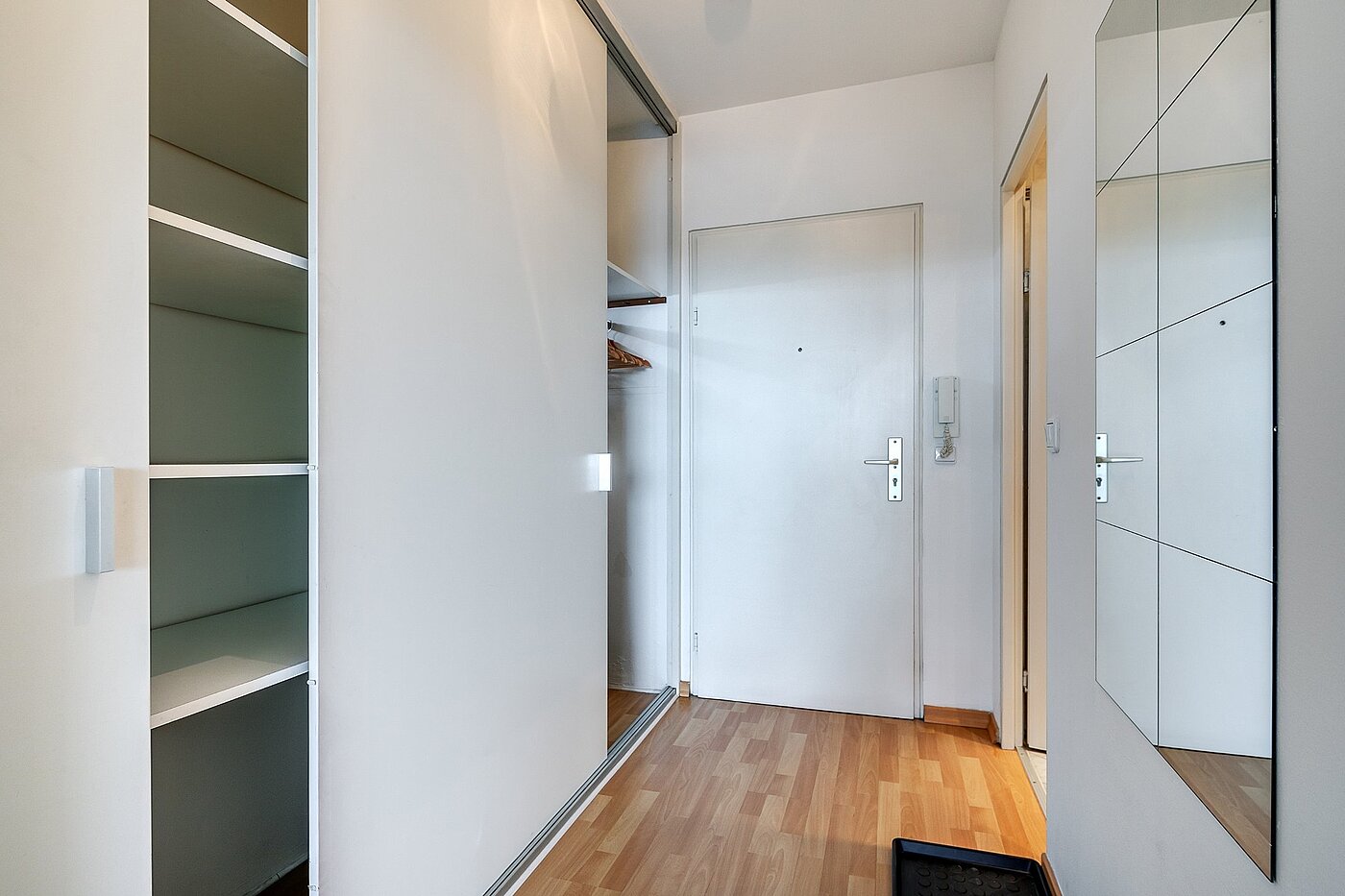 Apartment with 1 room | München-Moosach | 1903ML3 | Mit Einbauschrank