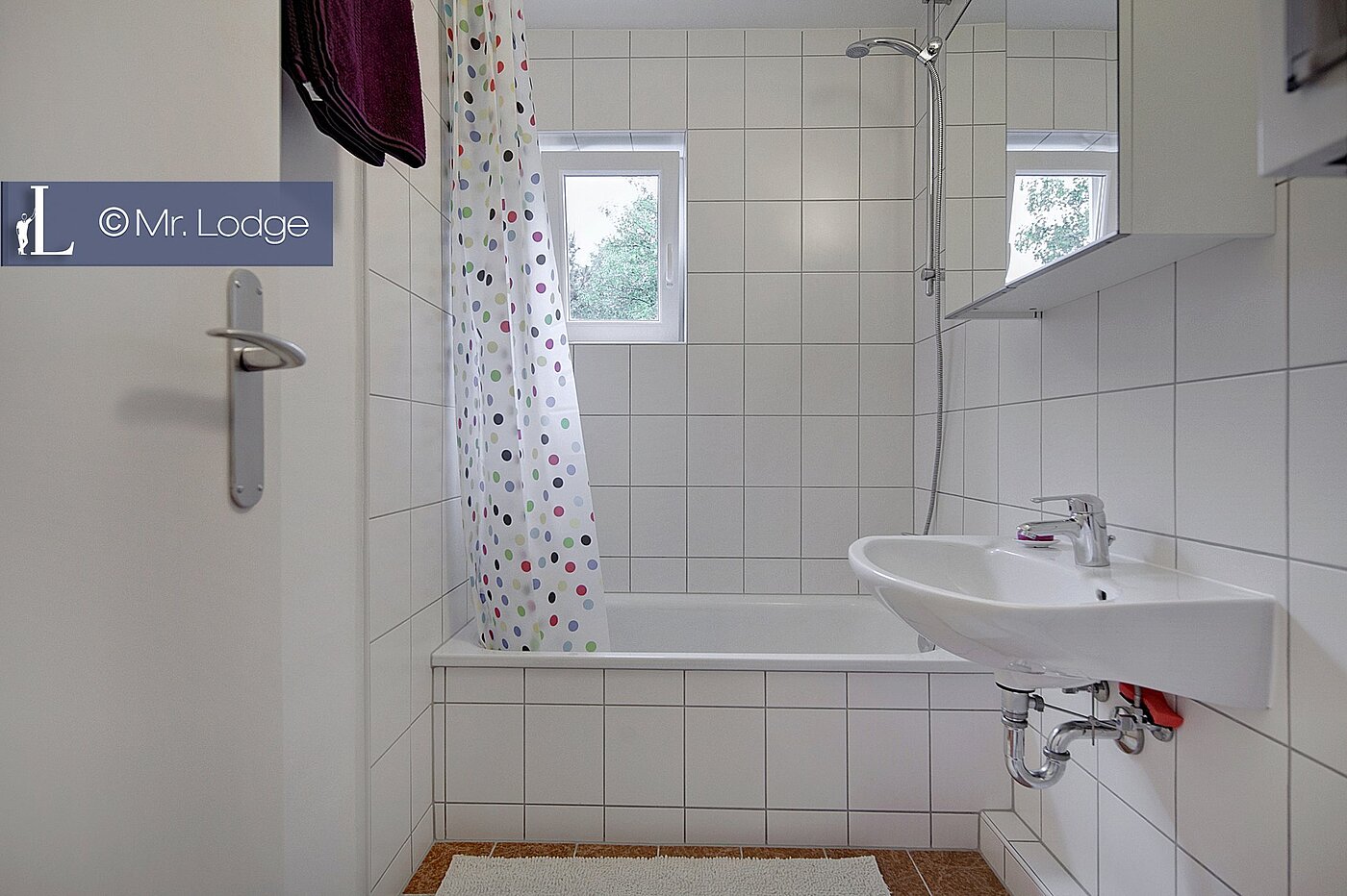 Apartment with 2 room | München-Laim | 1704ML3 | Bad mit Fenster