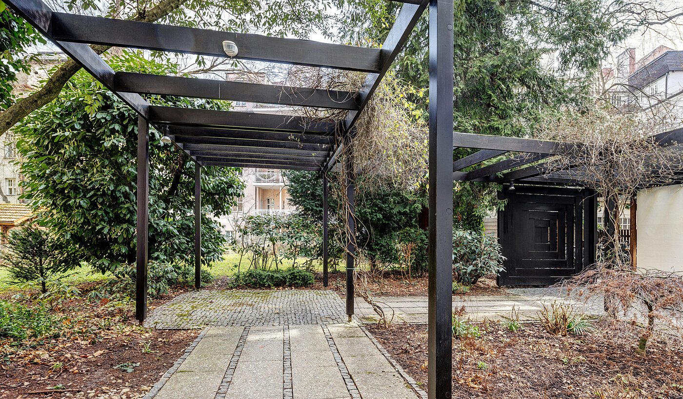 Apartment with 1 room | München-Bogenhausen | 70070 | Idyllischer Innenhof