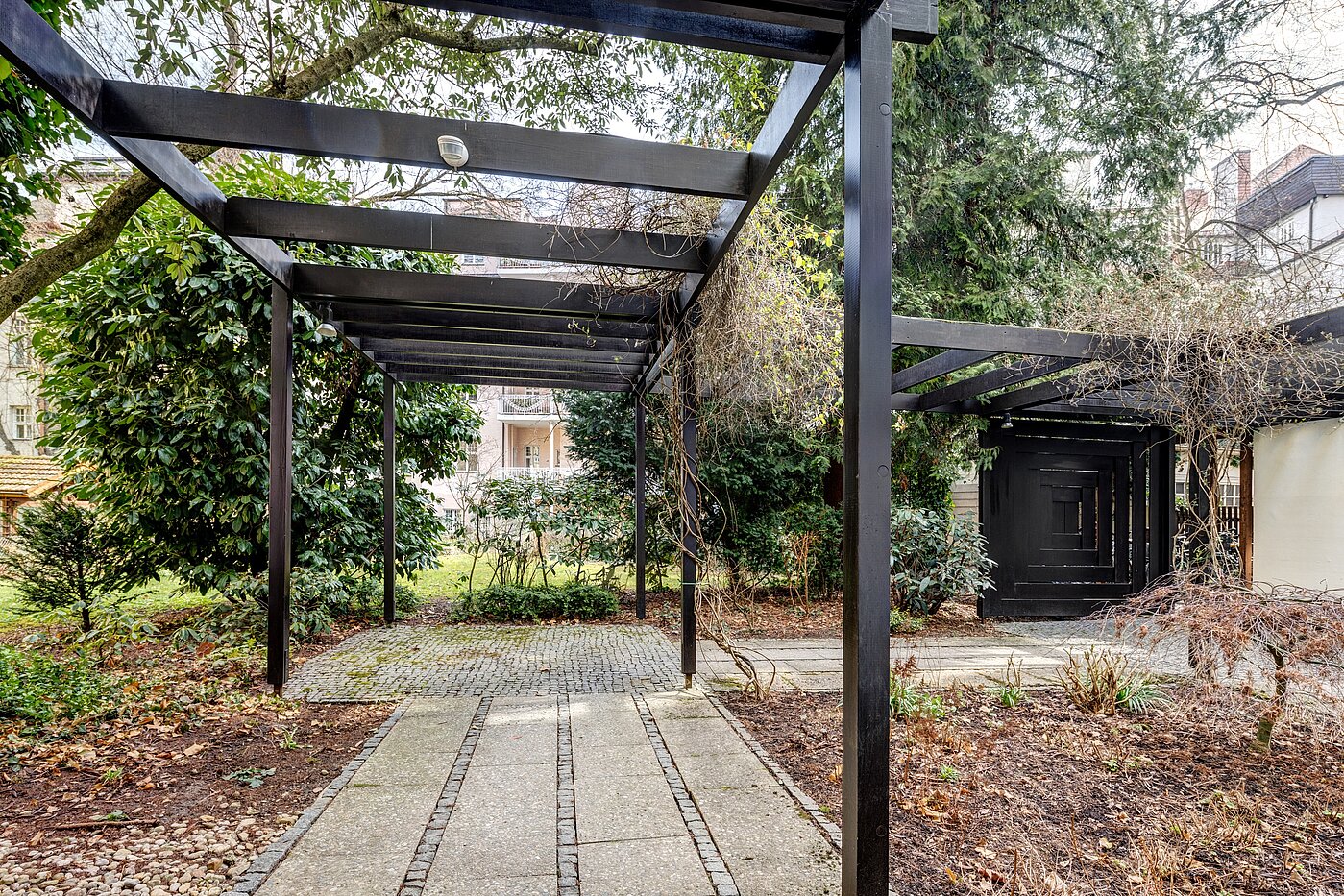 Apartment with 1 room | München-Bogenhausen | 70070 | Idyllischer Innenhof