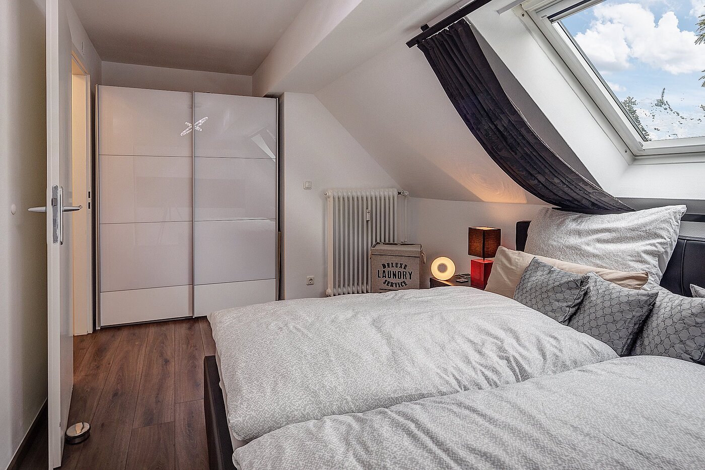 Attic Apartment with 3 room | München-Hasenbergl | 1803ML5 | Blick zu den Sternen