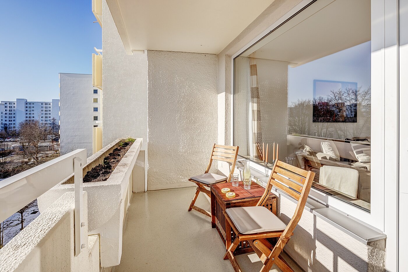 Apartment with 3.5 room | Haar | 2201ML5 | ...mit Südwest-Loggia und...