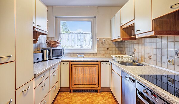 Apartment with 2.5 room | München-Hadern | 70393 | Küche mit Fenster...