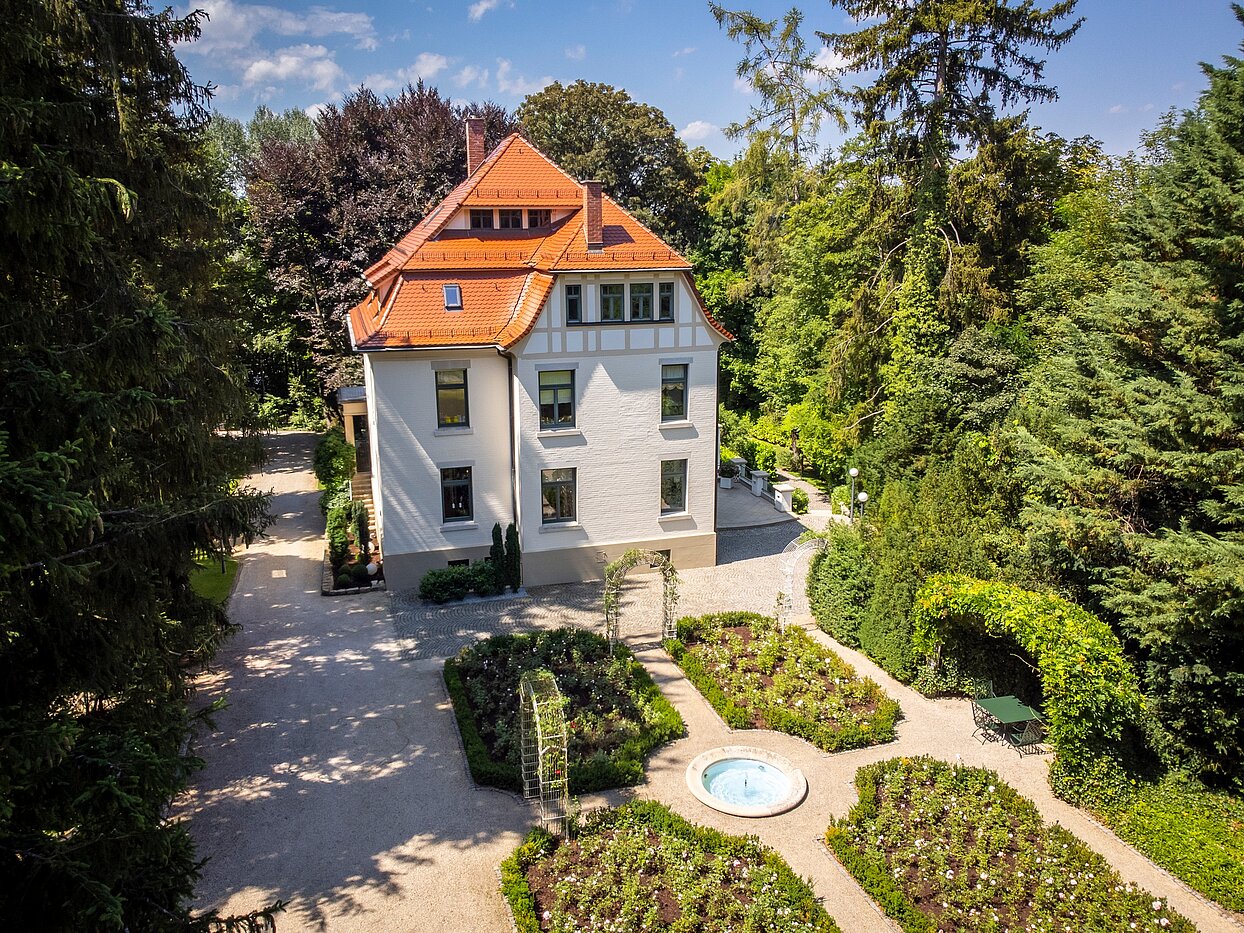 Villa with 9 room | Reutlingen | 70231 | Blick in den Park