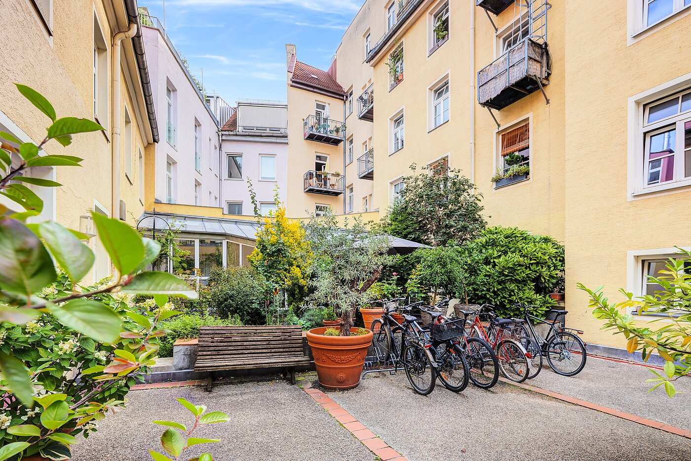 Ground floor apartment with 1 room | München-Haidhausen | 70228 | ...Gartenidyll