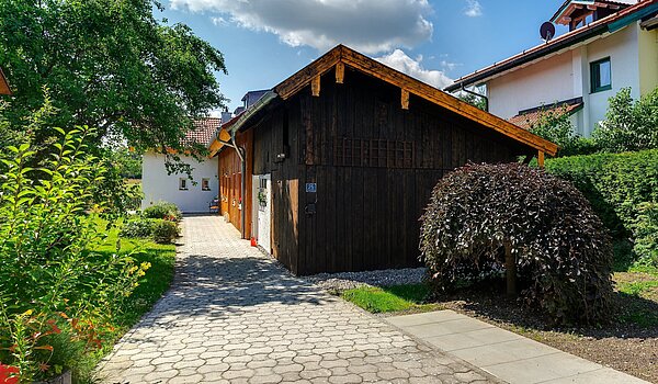 Bauernhaus with 9 room | Hohenschäftlarn | 1805ML4 | Straßenansicht