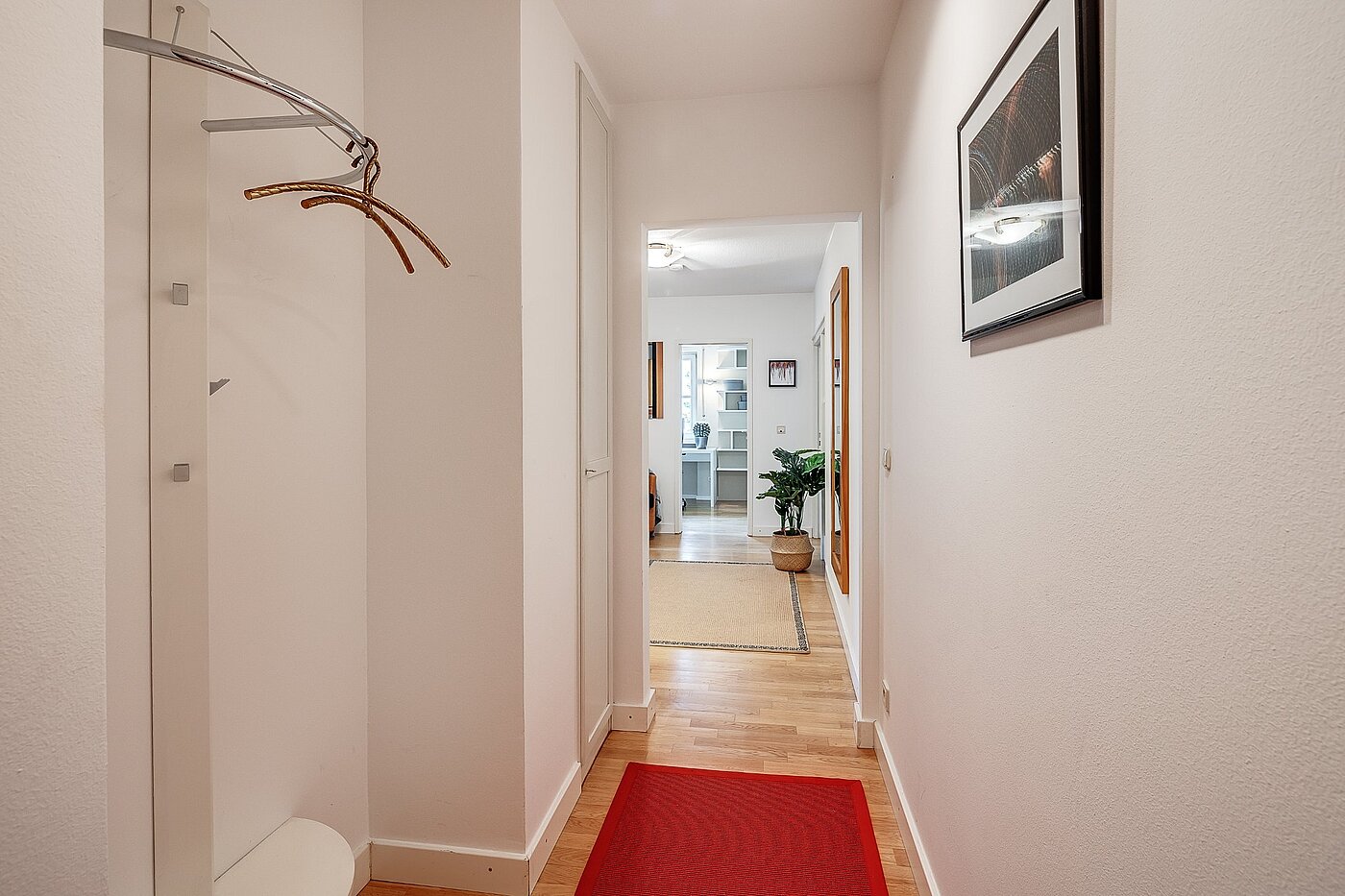 Apartment with 3 room | München-Harlaching | 2108ML3 | Entrée mit Garderobe...