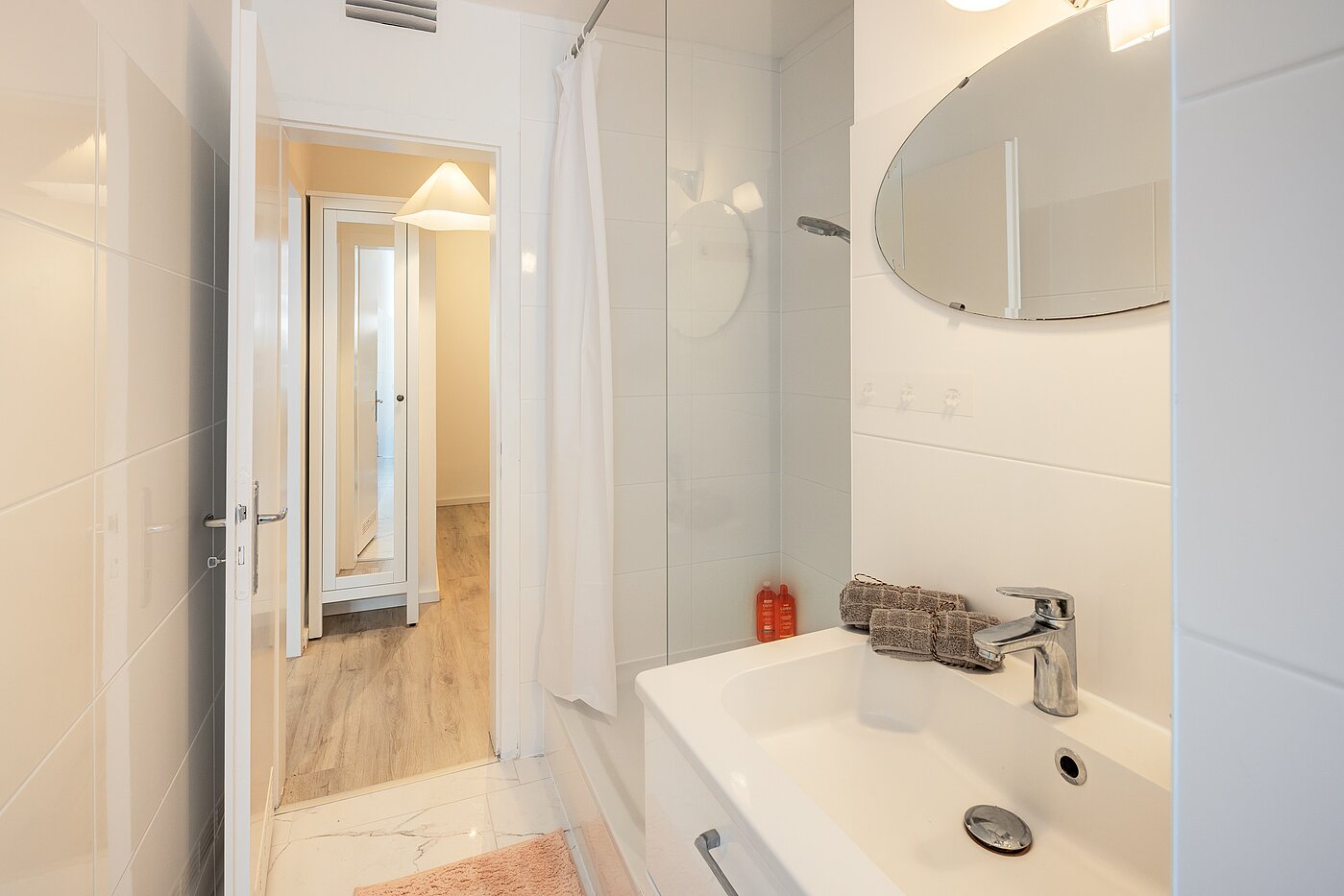 Apartment with 2 room | München-Sendling | 70220 | Begehbare Dusche