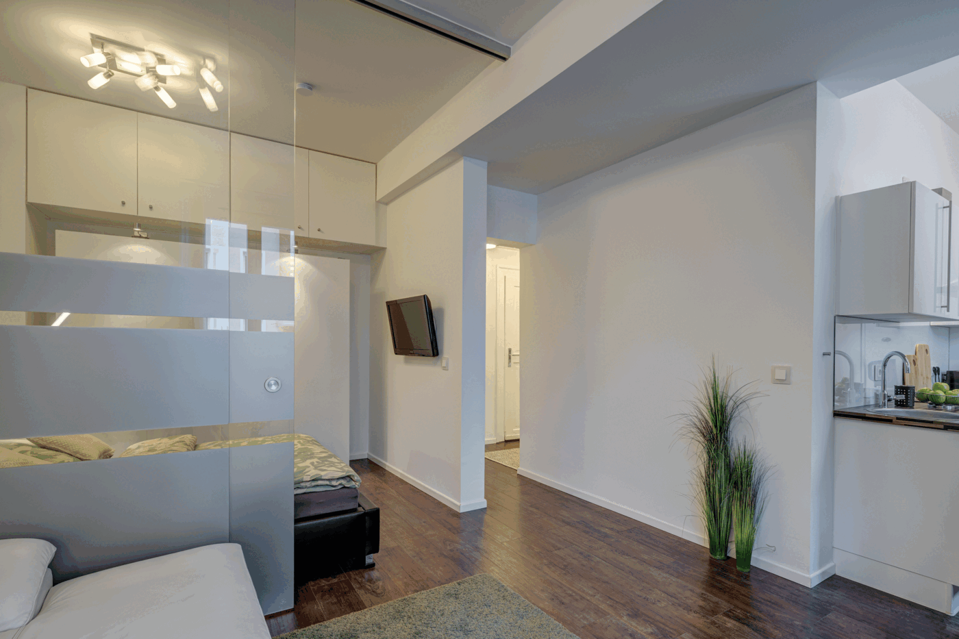 Apartment with 1 room | München-Neuhausen | 70235 | Blickrichtung Eingang