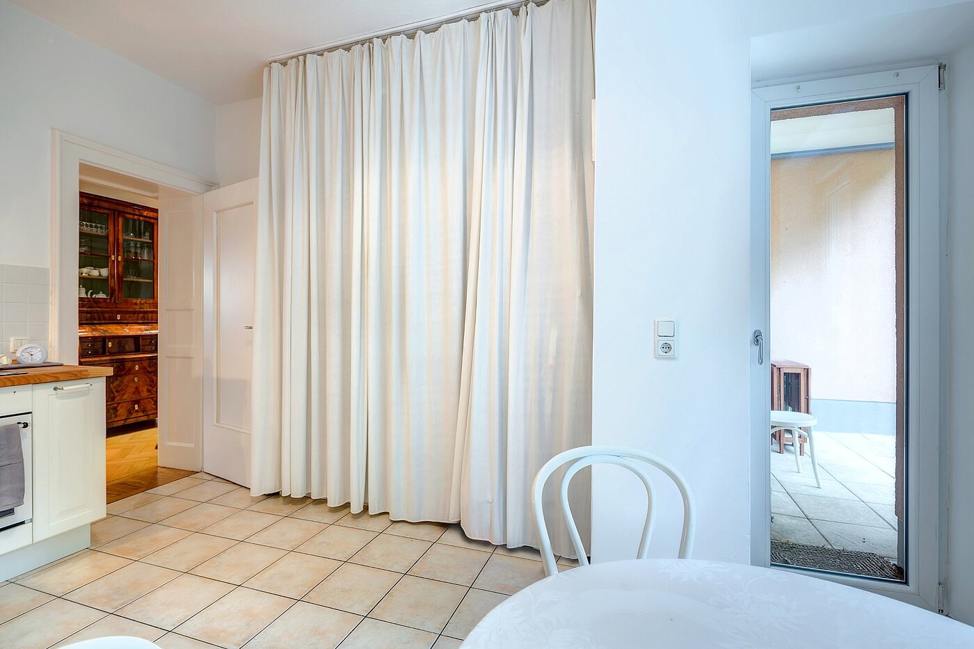 Apartment with 2.5 room | München-Au | 2110ML9 | ...mit Zugang zur....