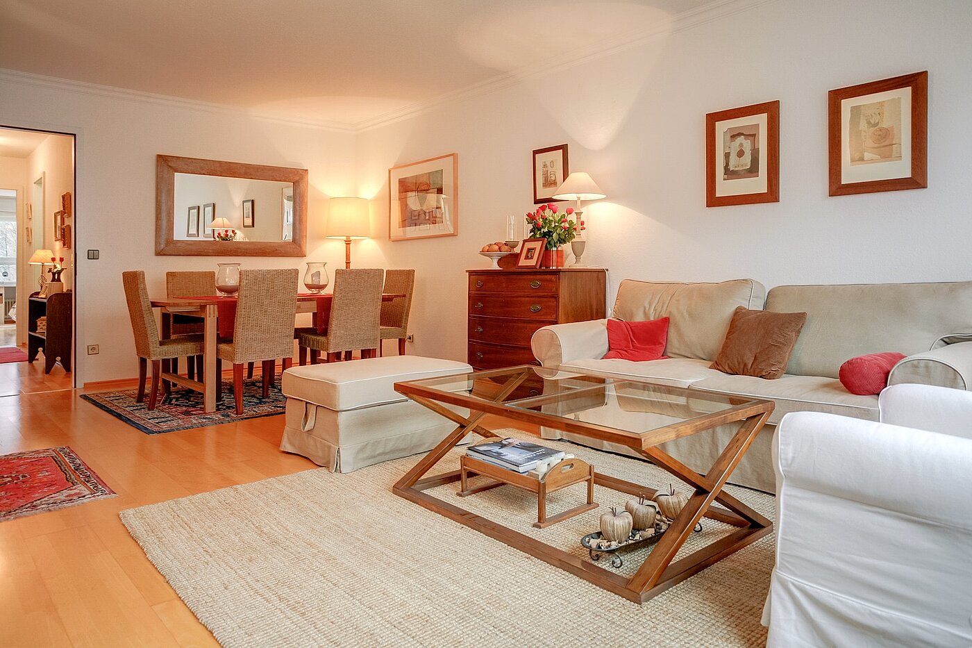 Apartment with 3 room | München-Au | 2003ML17 | Helles Wohnzimmer mit Essplatz