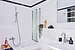 Bad mit Badewanne...