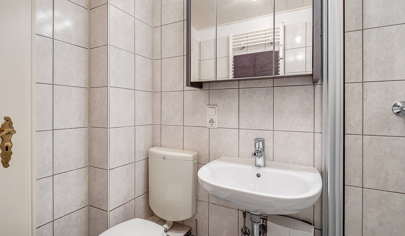 Apartment with 1 room | München | 70073 | ...zum Duschbad