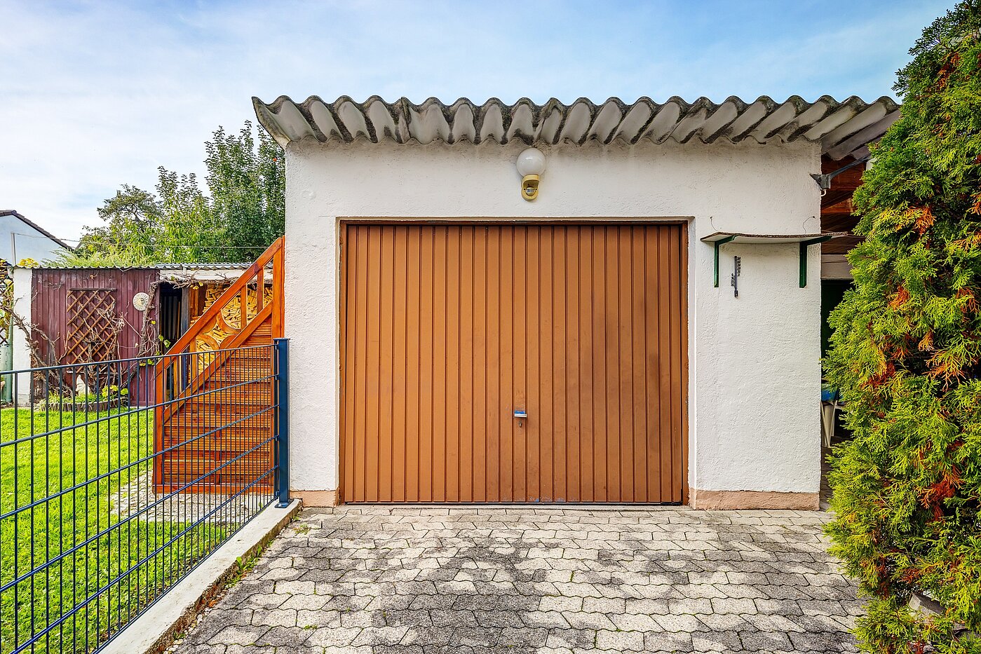 Detached house with 6 room | Unterschleißheim | 2209ML7 | Garage
