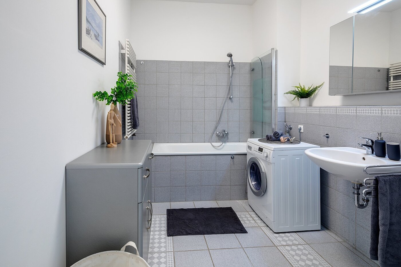 Apartment with 5 room | München-Au | 2009ML3 | Modernes Wannenbad