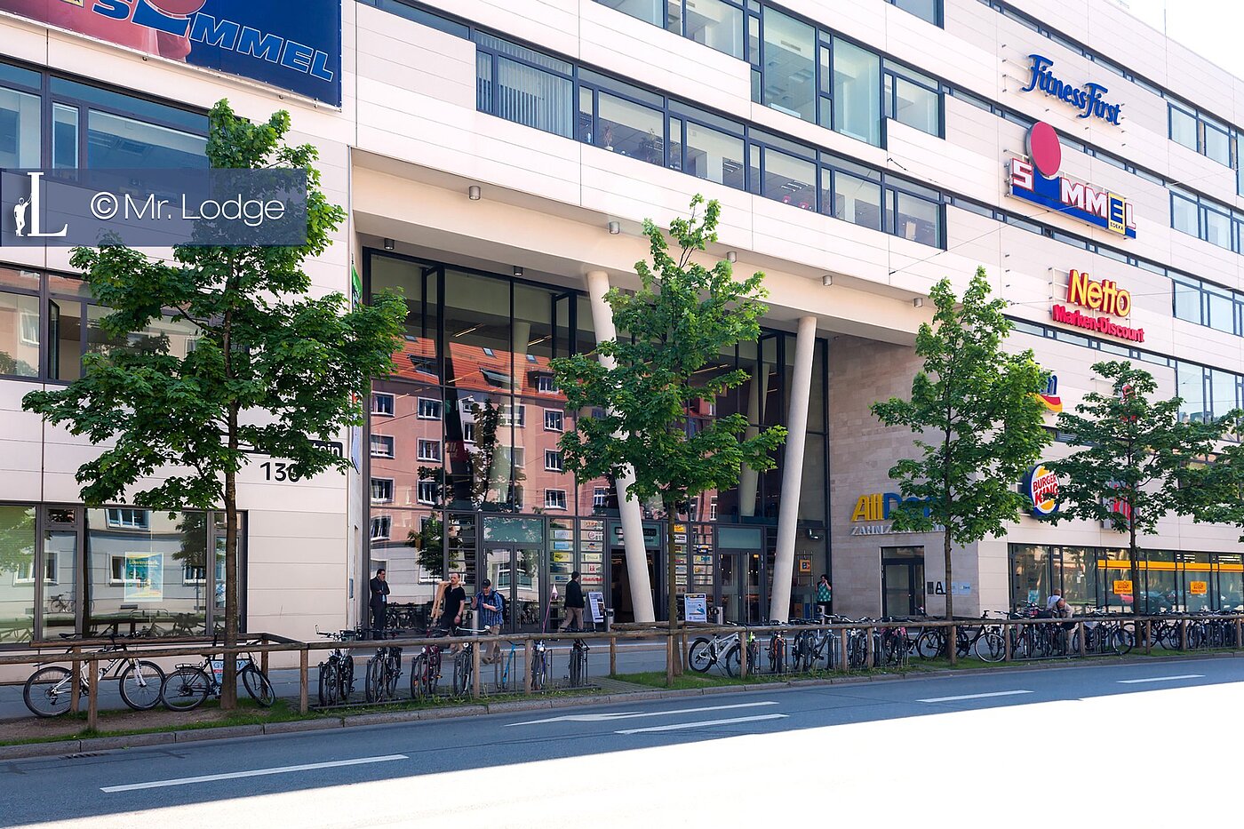 Apartment with 1 room | München-Bogenhausen | 1802ML4 | Einkaufen im "Einstein"