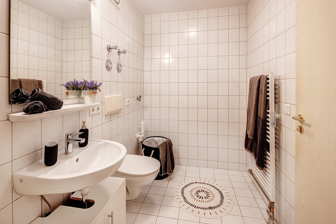 Apartment with 2 room | München-Obersendling | 70039 | ...bietet auch Platz für die Waschmaschine