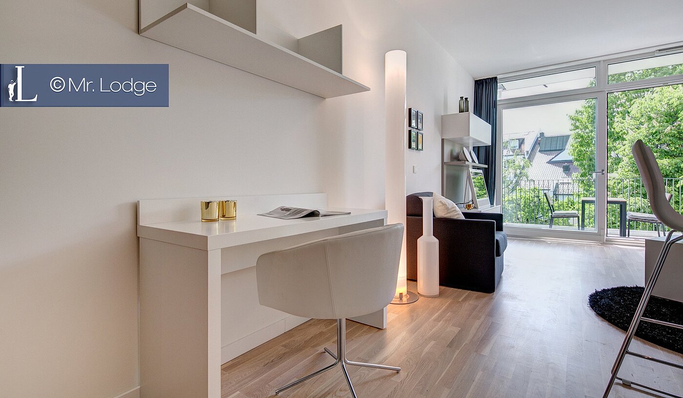 Apartment with 1 room | München-Bogenhausen | 1802ML4 | Heller Arbeitsplatz
