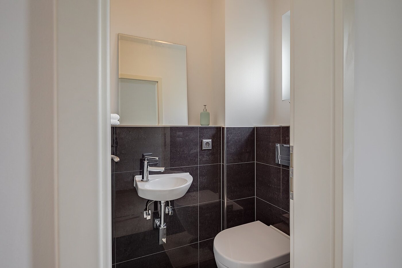 Semi-detached House with 5 room | München-Aubing | 1905ML4 | Gäste-WC