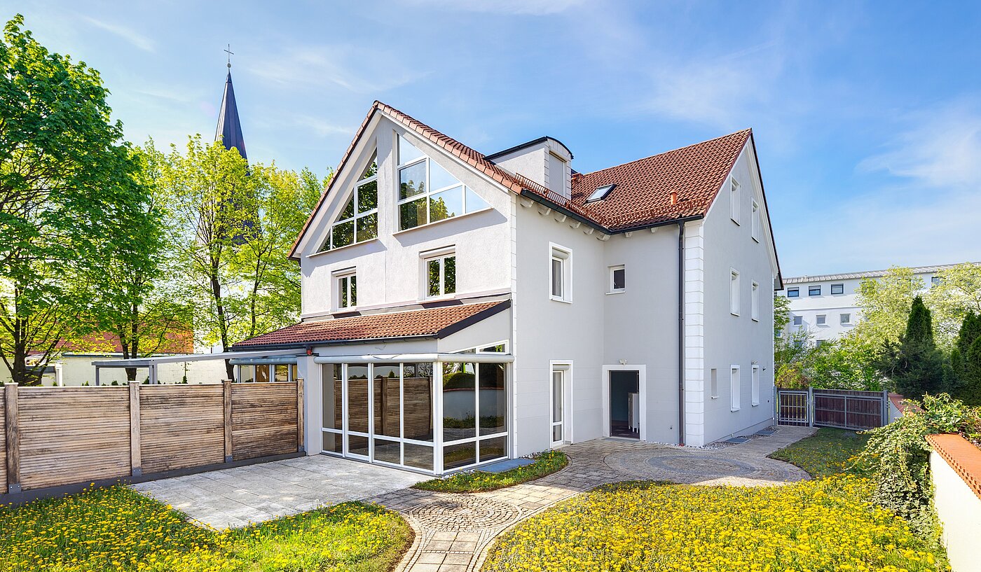 Semi-detached House with 6.5 room | Unterschleißheim | 70122