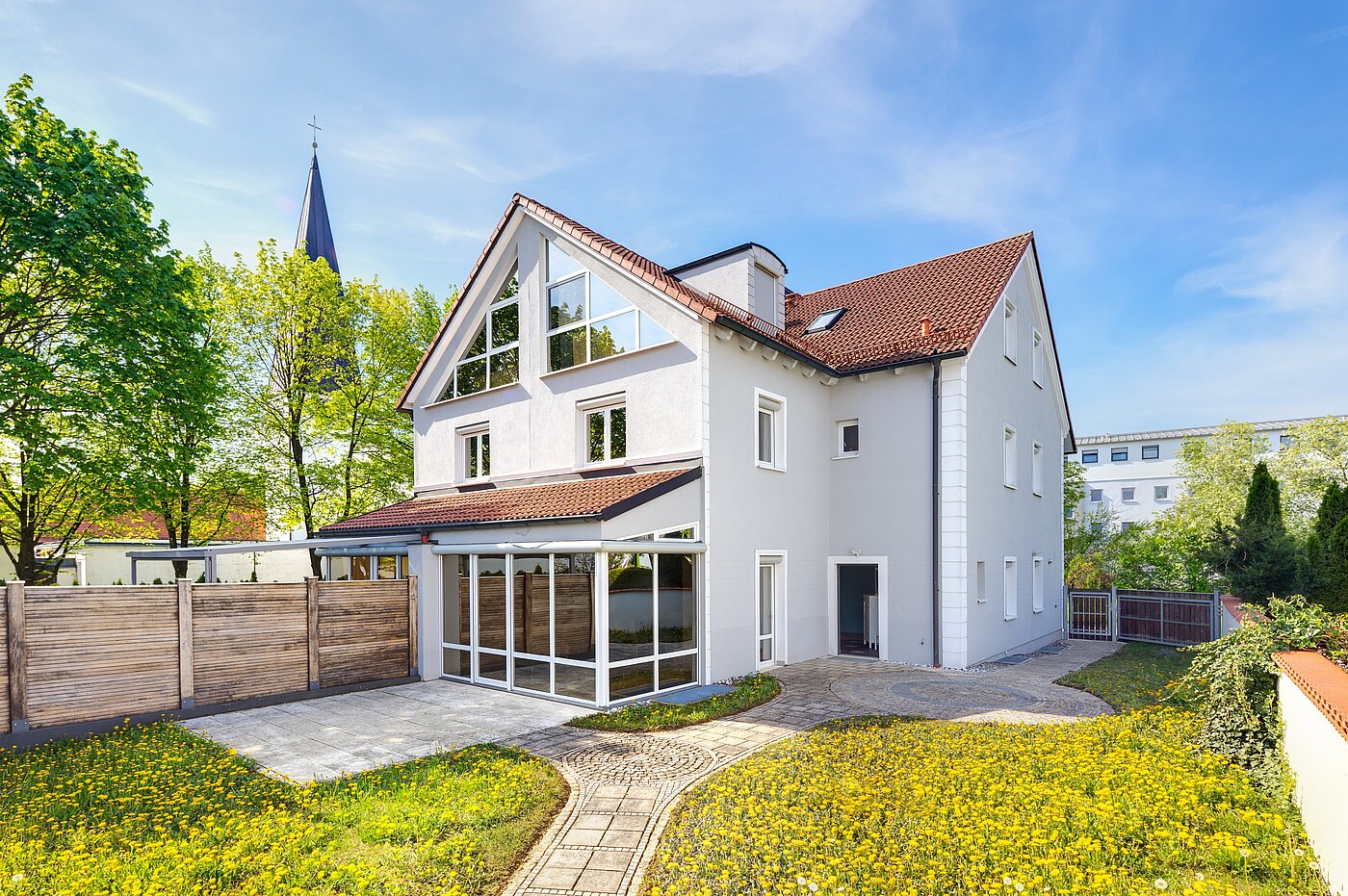 Semi-detached House with 6.5 room | Unterschleißheim | 70122