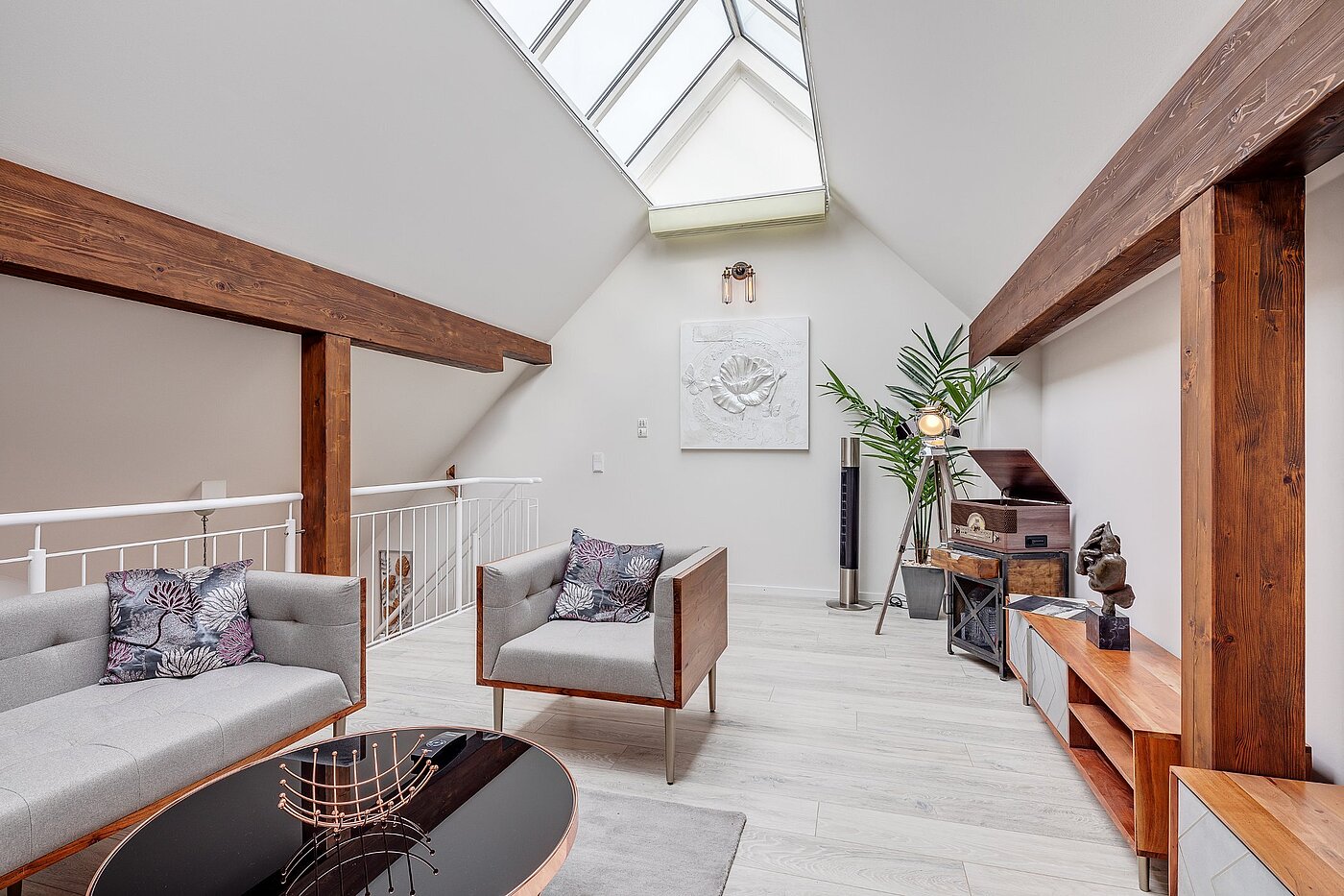 Apartment with 2.5 room | München-Moosach | 2012ML4 | Das Highlight...