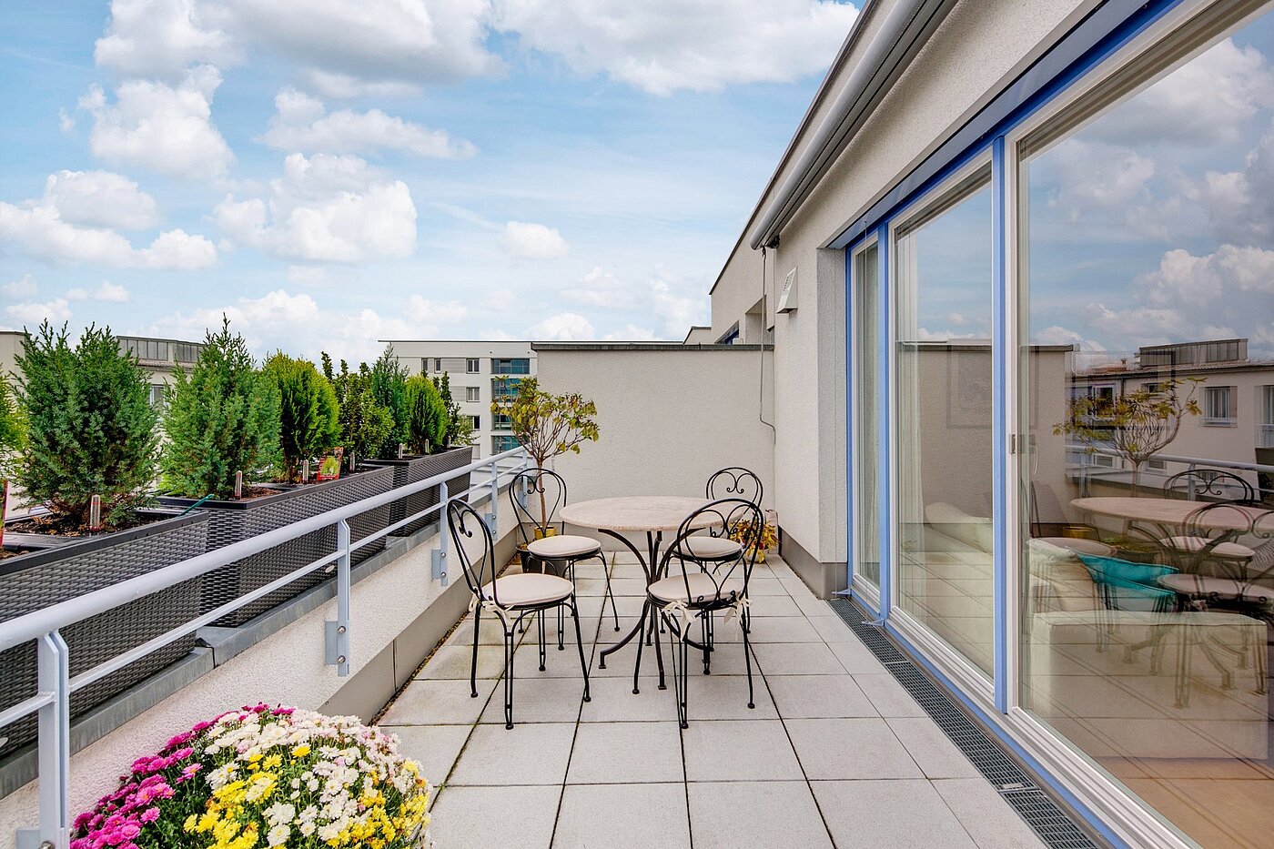 Apartment with 3 room | München-Riem | 1906ML3 | ...zur großen süd-Terrasse.