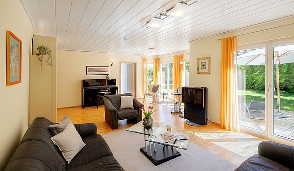 Detached house with 5 room | Icking | 70438 | Heller Wohnbereich mit...