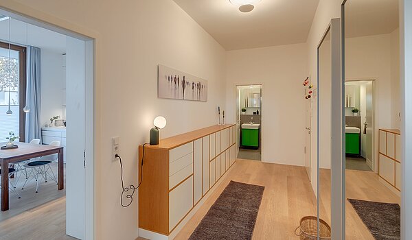 Raised Ground Floor with 3 room | München-Sendling | 2009ML8 | Diele mit maßgefertigtem...