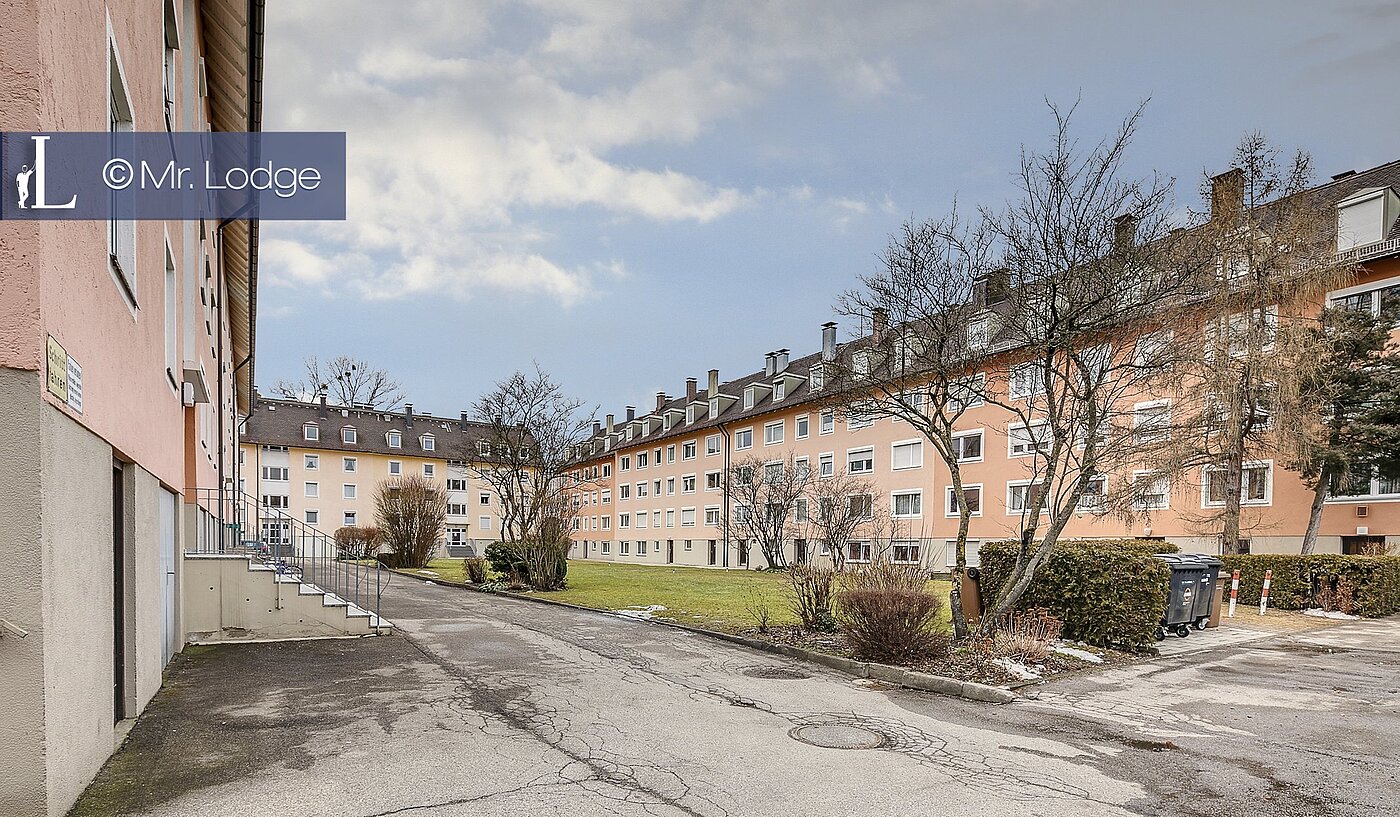 Apartment with 2 room | München-Am Hart | 1701ML2 | Innenhof