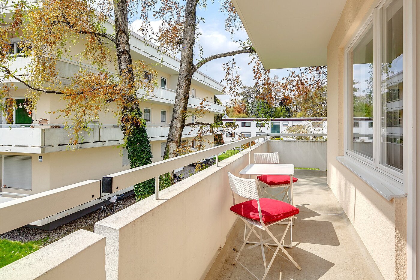 Apartment with 1 room | München-Solln | 1810ML4 | Großer Südwestbalkon