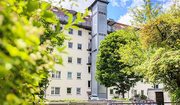 Apartment with 1 room | München-Schwabing | 70454 | Hausansicht mit...