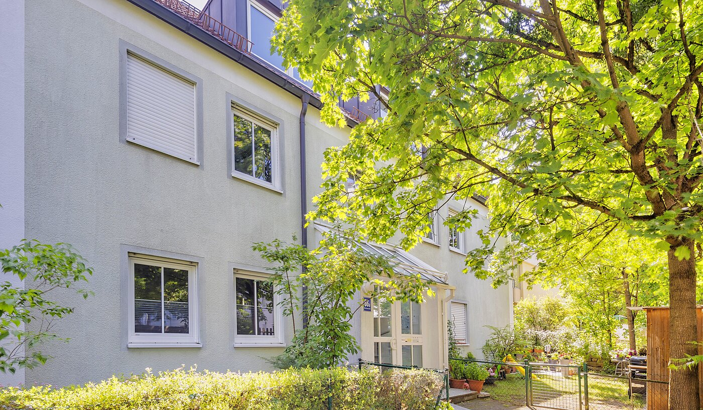 Apartment with 2 room | München-Laim | 70226 | ...Rückgebäude