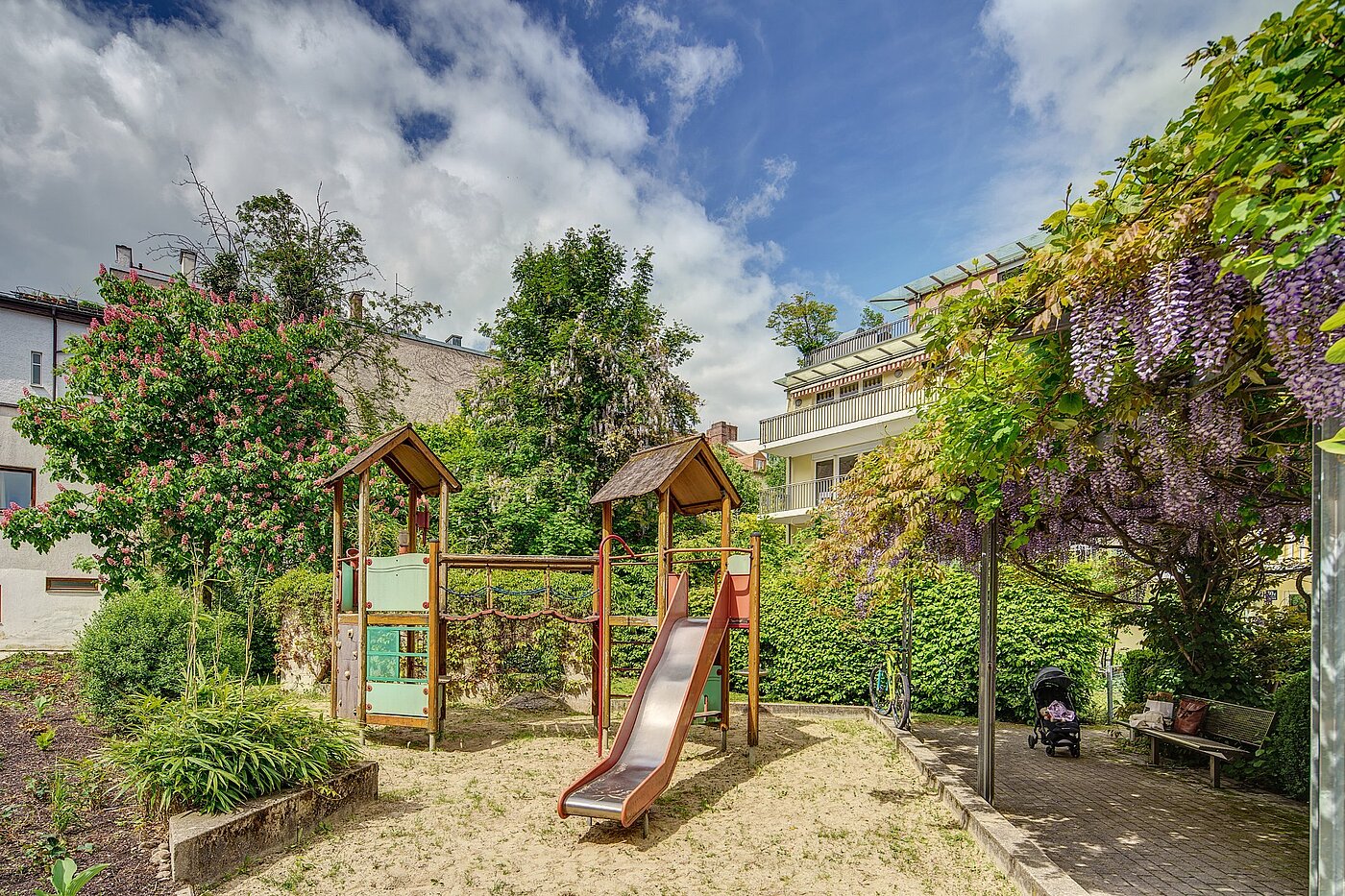 Apartment with 1 room | München-Isarvorstadt | 2104ML6 | grüne Innenhoflage