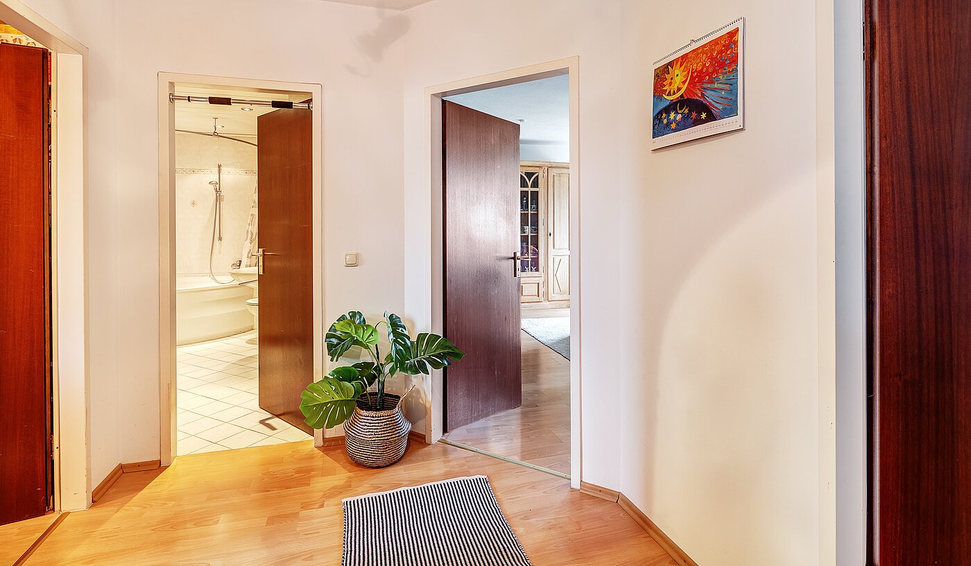 Apartment with 2 room | Germering | 70029 | Geräumige Diele