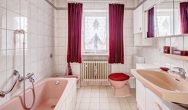 Detached house with 6 room | Unterschleißheim | 2209ML7 | Tageslichtbad