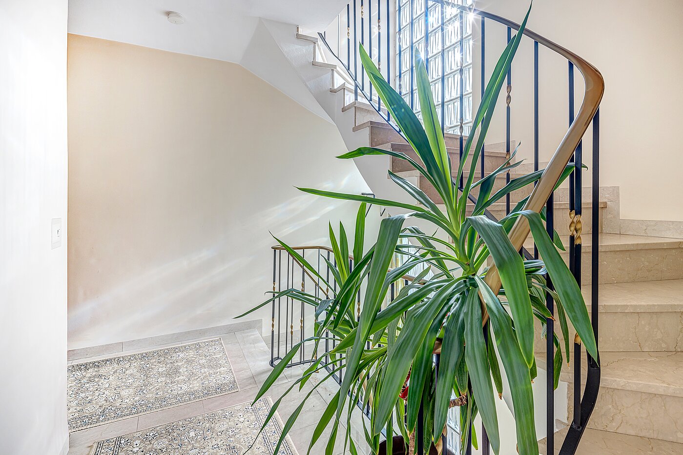 Detached house with 6 room | Unterschleißheim | 2209ML7 | Treppenaufgang