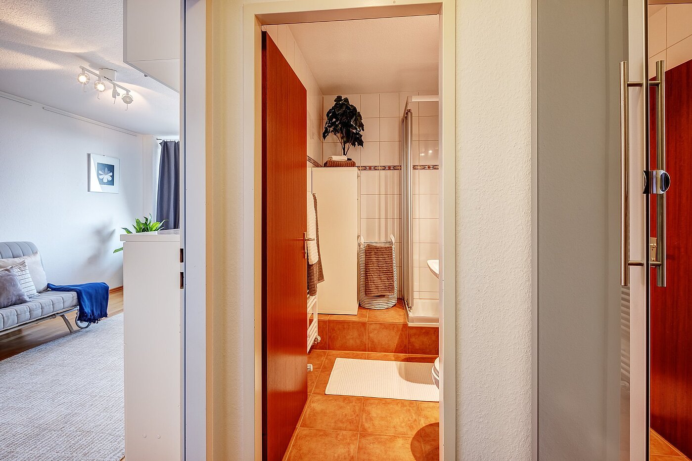 Apartment with 1 room | München-Laim | 2107ML8 | Flur mit Garderobenschrank