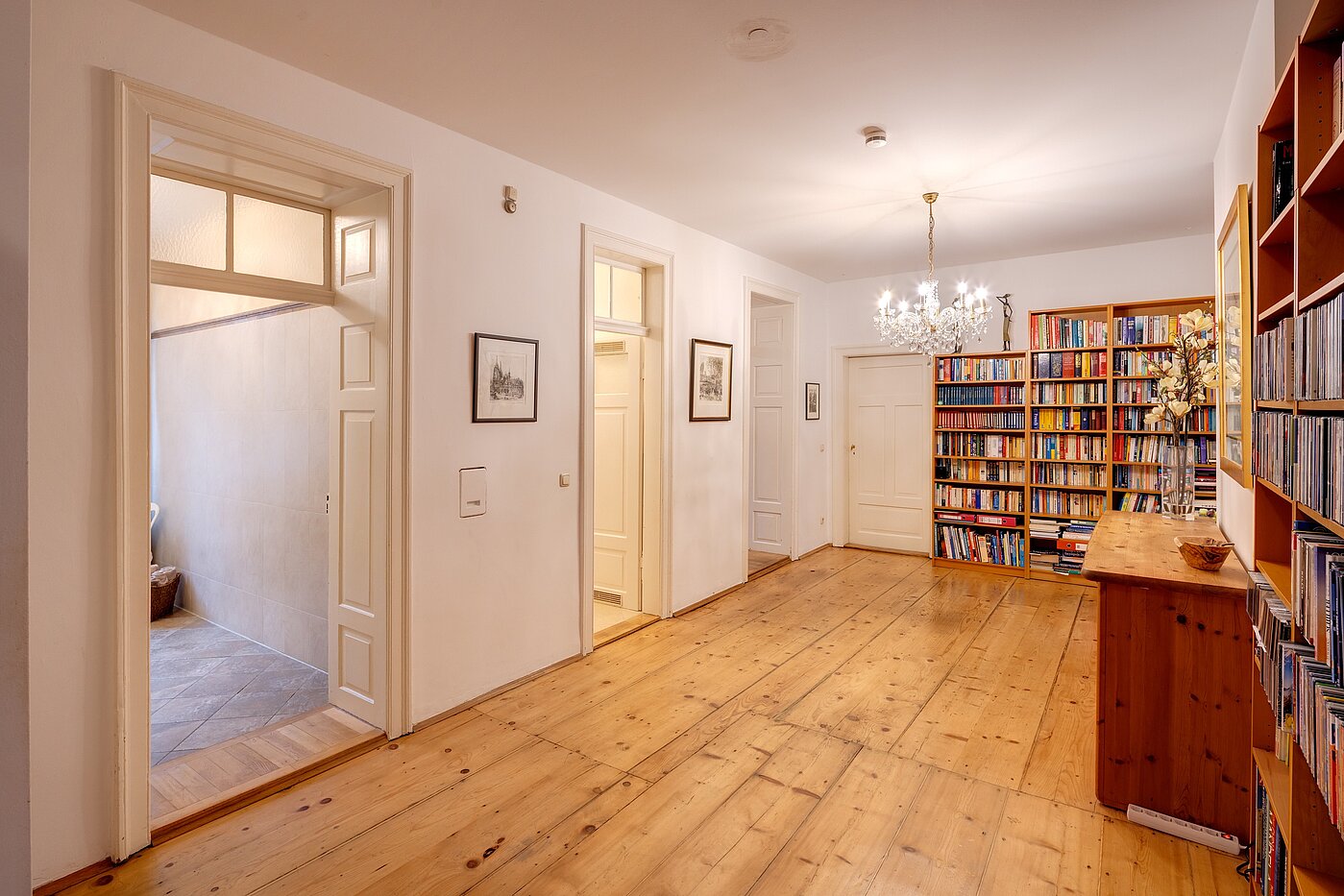 Apartment with 5 room | München-Altstadt | 700121 | ...mit originalem Holzdielenboden