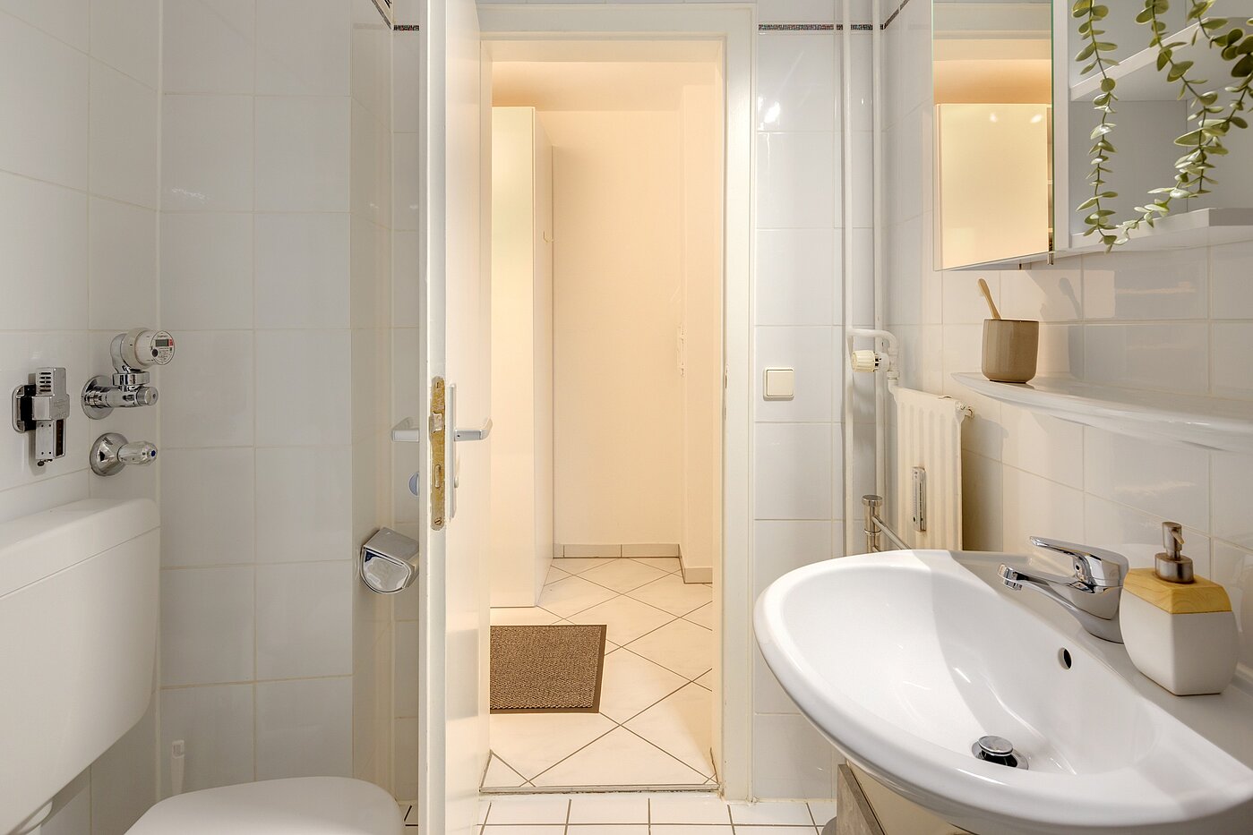 Apartment with 1 room | München-Sendling-Westpark | 70395 | Bad mit...