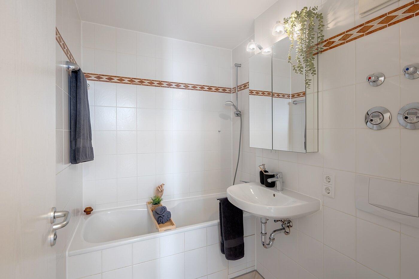 Ground floor apartment with 2 room | München-Laim | 70464 | ...modernen Bad