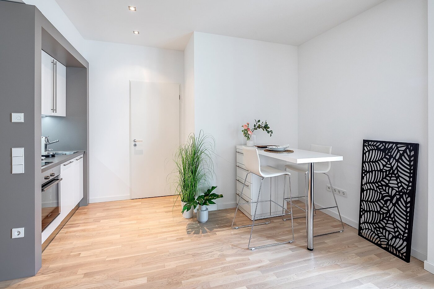Apartment with 1.5 room | München-Bogenhausen | 1904ML6 | ...Essplatz - und...