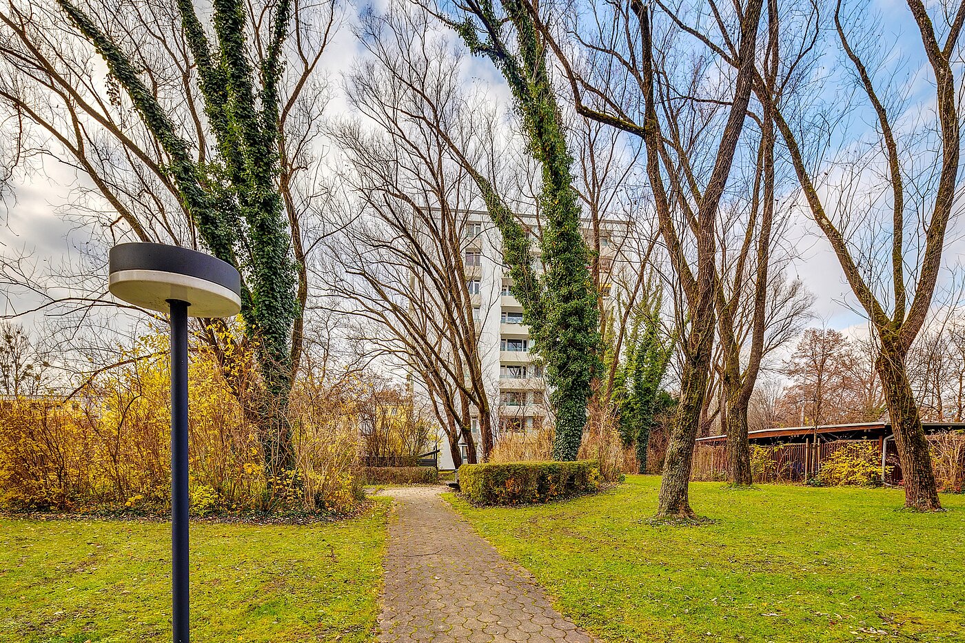 Apartment with 2 room | München-Bogenhausen | 2206ML3 | Großzügige...